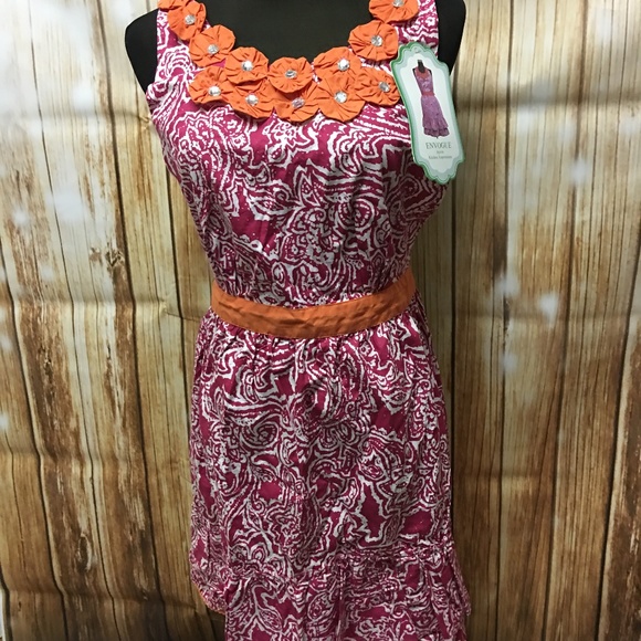 Apron with Beads and Ruffles - Picture 2 of 6